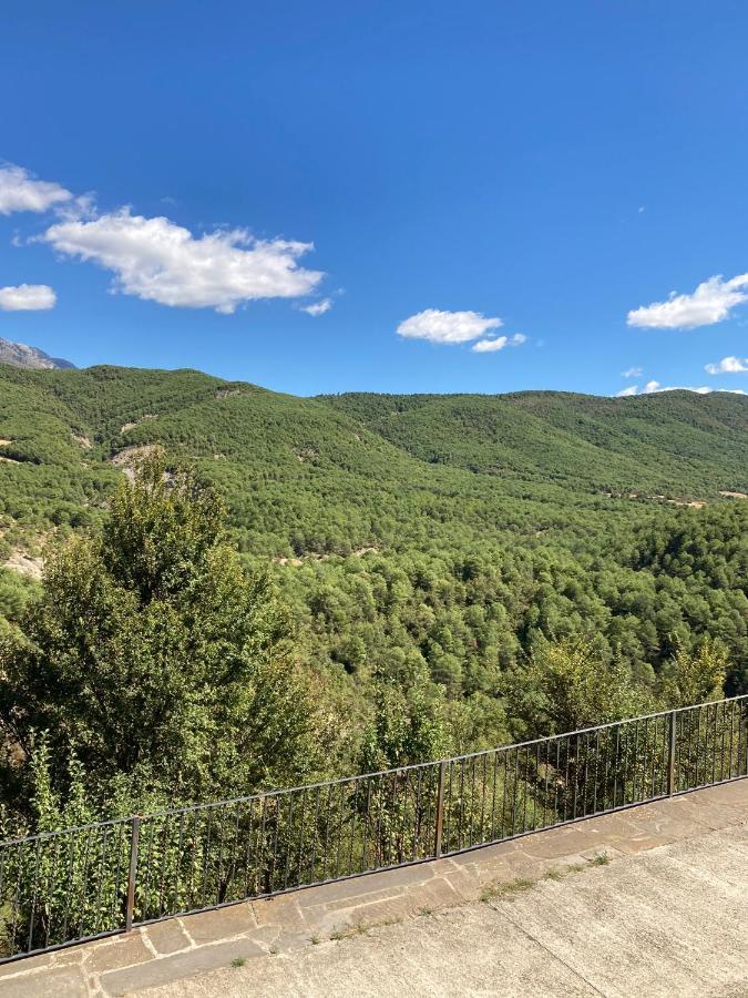 Vistas A La Montana En Un Pueblo Con Encanto. El Pueyo de Araguás Exterior foto