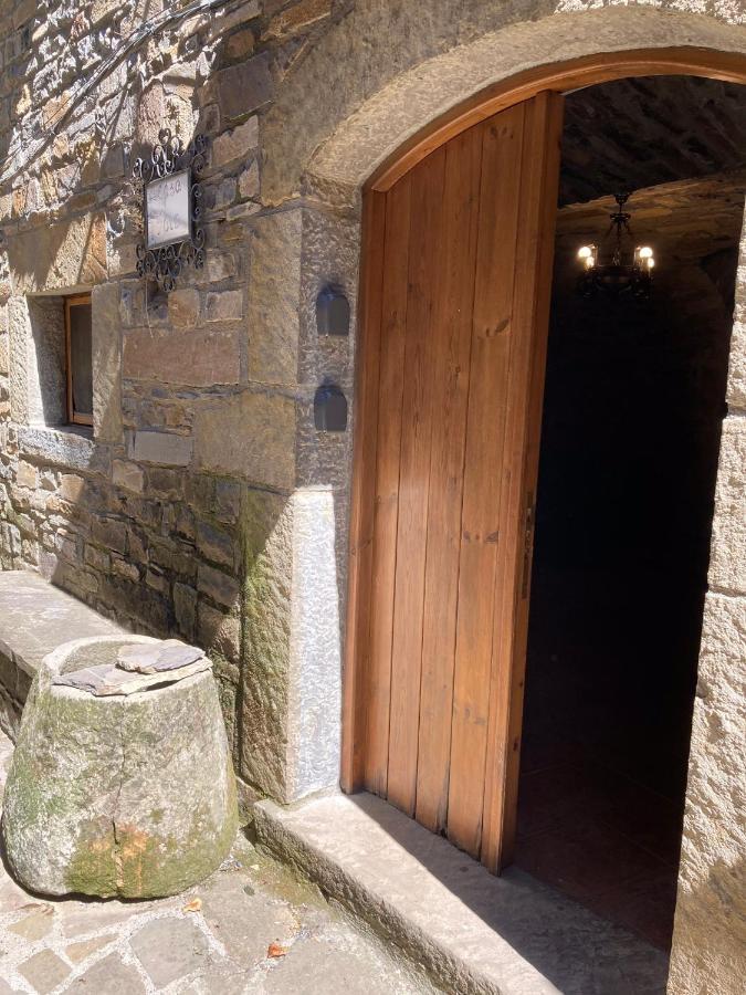 Vistas A La Montana En Un Pueblo Con Encanto. El Pueyo de Araguás Exterior foto